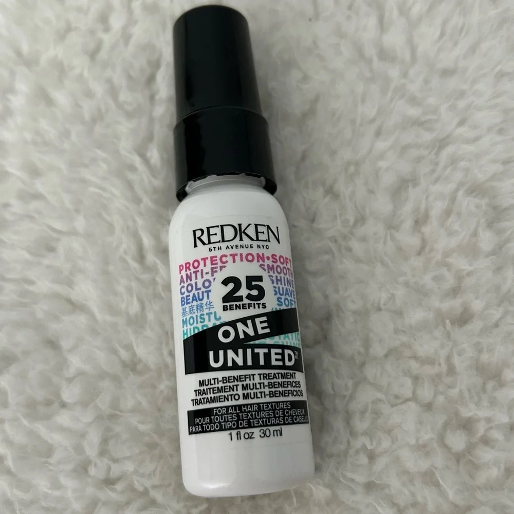 Redken One United Multi-Benefit Treatment Spray NEW